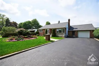 73 SUNNYCREST Drive, Cityview - Parkwoods Hills - Rideau Shore, ON K2E 5Y6