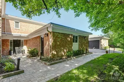 65 WHITEMARL Drive 3, Rockcliffe Park, ON K1L 8J9