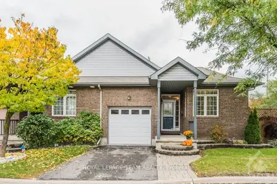 122 BARTLETT, Hunt Club - Windsor Park Village and Area, ON K1V 2A8