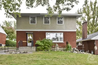2110 Black Friars Road, Carlingwood - Westboro And Area, On K2a 3k5
