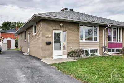 2456 KALADAR Avenue, Billings Bridge - Riverside Park and Area, ON K1V 8C2