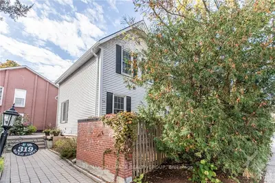 319 MACKAY Street 16, New Edinburgh - Lindenlea, ON K1M 2B7