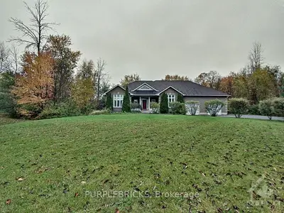 6171 ELKWOOD Drive, Greely - Metcalfe - Osgoode - Vernon and Area, ON K4P 1N1
