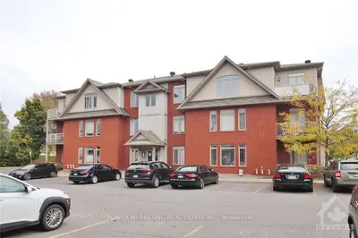 300 MEILLEUR J, Vanier and Kingsview Park, ON K1L 0A2