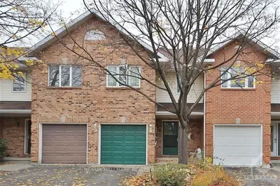 60 Royal Oak Court, Hunt Club - South Keys and Area, ON K1T 3N9