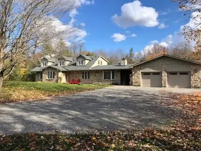 392 Noonan Side Road, Tay Valley, On K7h 3c5