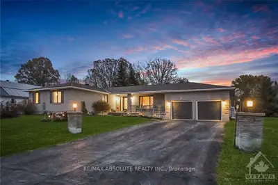 6764 FARMSTEAD Ridge, Manotick - Kars - Rideau Twp and Area, ON K0A 2T0