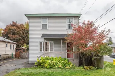 240 Garneau Street, Vanier and Kingsview Park, ON K1L 7T8