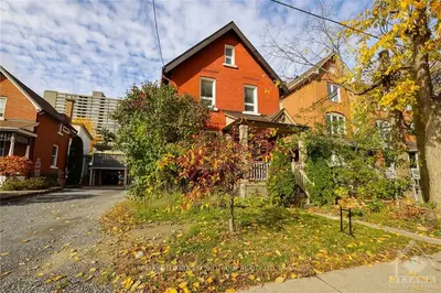 533 LISGAR Street, Ottawa Centre, ON K1R 5H4
