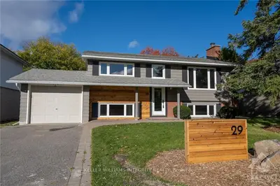 29 DEXTER Drive, South of Baseline to Knoxdale, ON K2H 5W3