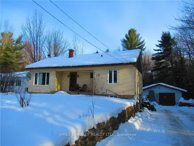 32788 HIGHWAY 17, Laurentian Hills, ON K0J 1P0