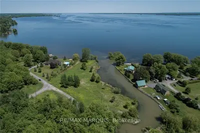 20554 SOUTH SERVICE-HERON BAY Road, South Glengarry, ON K0C 2C0