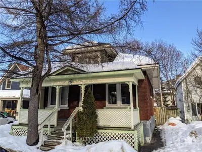 79 Stirling Street, West Centre Town, On K1y 1p9