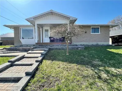 24 STRACHAN Avenue, South Stormont, ON K0C 1P0