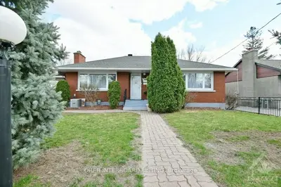 10 Claver Street, Beacon Hill North - South and Area, ON K1J 6W7