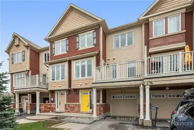 150 SUNSHINE Crescent, Orleans - Cumberland and Area, ON K4A 0V3