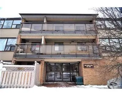 1490 HERON Road 210, Hunt Club - South Keys and Area, ON K1V 6A5