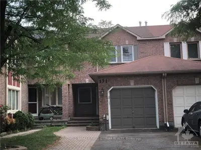 171 HUNTERSWOOD Crescent, Hunt Club - South Keys and Area, ON K1G 5V8