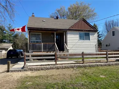 261 JULE Street, Pembroke, ON K8A 5L2