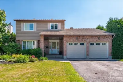 1835 WOODHAVEN Heights, Orleans - Cumberland and Area, ON K1E 2W3