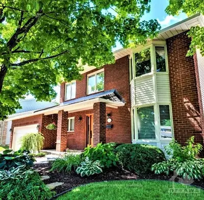 2705 WYLDEWOOD Street, Blossom Park - Airport and Area, ON K1T 2S1