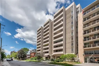 141 SOMERSET Street W 1002, Ottawa Centre, ON K1P 2H1