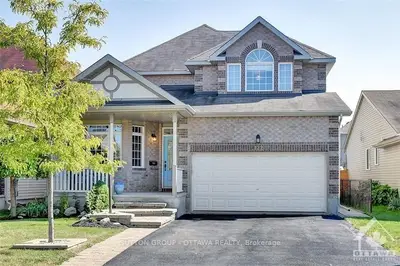 122 MOSSWOOD Court, Hunt Club - Windsor Park Village and Area, ON K1V 0N6