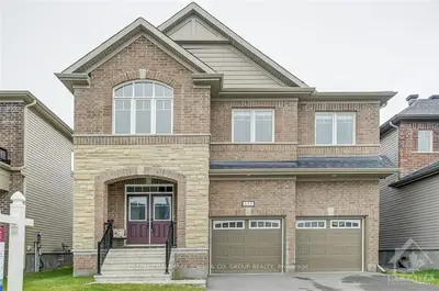 615 Parade Drive, Stittsville - Munster - Richmond, ON K2S 0Y7