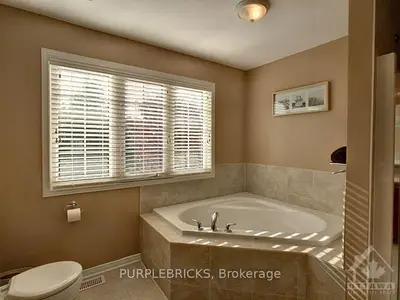 104 MONTEROSSA Street, Stittsville - Munster - Richmond, ON K2S 2H4