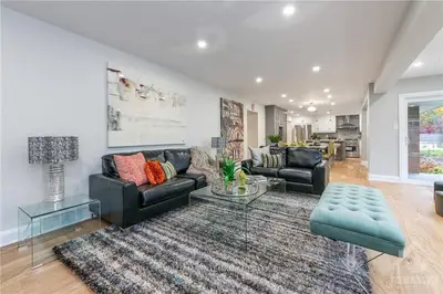 1951 FAIRMEADOW Crescent, Alta Vista and Area, ON K1H 7B8