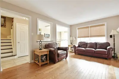 1924 LECLAIR Crescent, Orleans - Cumberland and Area, ON K1E 3S7