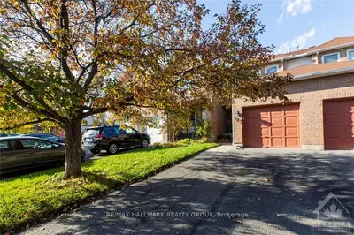 123 ASHPARK Crescent, Hunt Club - South Keys and Area, ON K1T 3N6