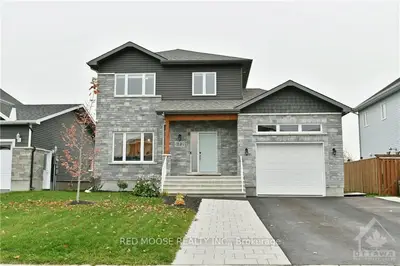 172 DES PINS Street, Russell, ON K4R 1G9