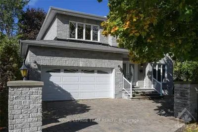 3128 SOUTHMORE Drive, Billings Bridge - Riverside Park and Area, ON K1V 6Z7
