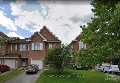 2054 DORIMA Street, Orleans - Cumberland and Area, ON K4A 4E8