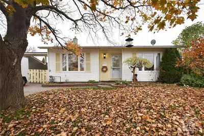 568 EASTVALE Drive, Beacon Hill North - South and Area, ON K1J 6Z5