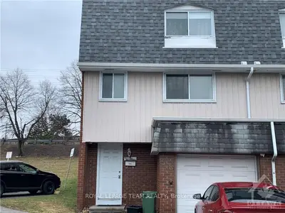 2669 SOUTHVALE Crescent 58, Elmvale Acres and Area, ON K1B 4V2