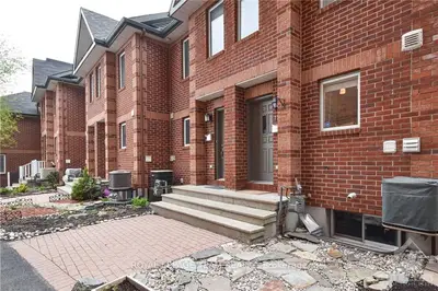 395 BELL Street S 11, Dows Lake - Civic Hospital and Area, ON K1S 4K5