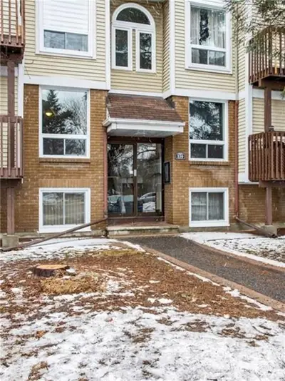 320 FENERTY Court 7, Kanata, ON K2L 3A8