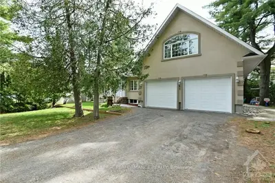 21 GERVIN Street, Tanglewood - Grenfell Glen - Pineglen, ON K2G 0J6