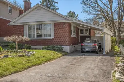 2114 BLACK FRIARS Road, Carlingwood - Westboro and Area, ON K2A 3K5
