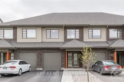 141 LARIMAR Circle, Blossom Park - Airport and Area, ON K1X 0B6