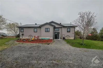 10324 BRANCH Road, South Dundas, ON K0E 1C0