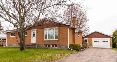 49 WILSON Street, Laurentian Hills, ON K0J 1J0