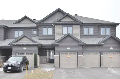 229D SHINNY Avenue, Kanata, ON K2V 0E8