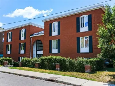 54 RIDEAU Terrace 2, New Edinburgh - Lindenlea, ON K1M 2A1