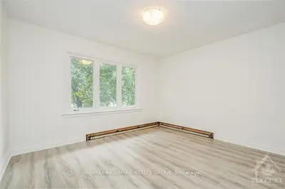 1362 SUMMERVILLE Avenue, Carlington - Central Park, ON K1Z 8H1