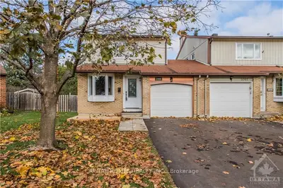 1059 Avignon Court, Orleans - Convent Glen and Area, ON K1C 2N4