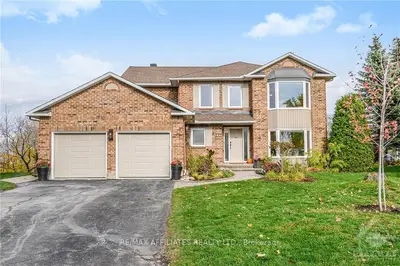 737 CEZANNE Crescent, Orleans - Cumberland and Area, ON K4A 2A9