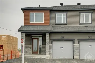 126 AQUARIUM Avenue, Orleans - Cumberland and Area, ON K4A 1L3